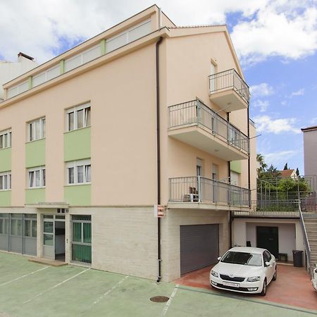Amigo Comfort Apartments Split Exterior photo